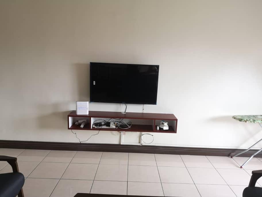 Marina Court Resort Kota Kinabalu-Stay And Get Cash Rebate Δωμάτιο φωτογραφία